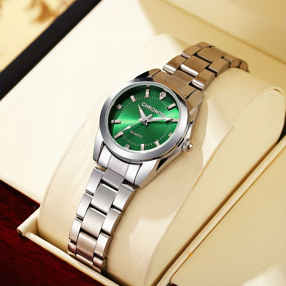 Elegant Crystal Round Quartz Watch
