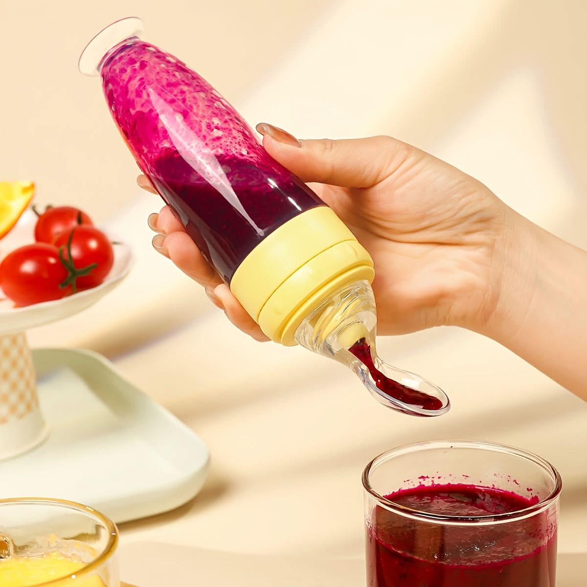 90ml Silicone Self-Controlled Baby Feeding Bottle with Soft Spoon Head