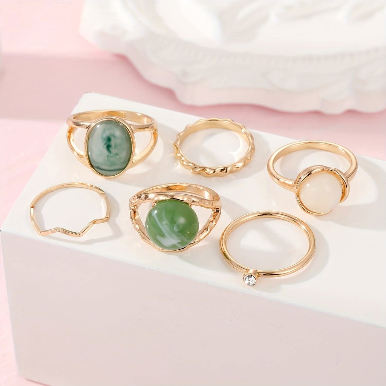 Golden-Tone Ring Set with Green Gemstones – 6-Piece