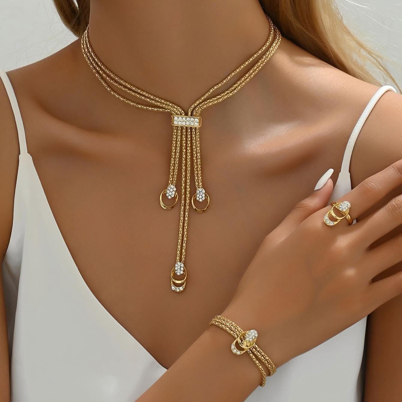 Luxury 4-Piece Jewelry Set – Gold Plated with Rhinestones