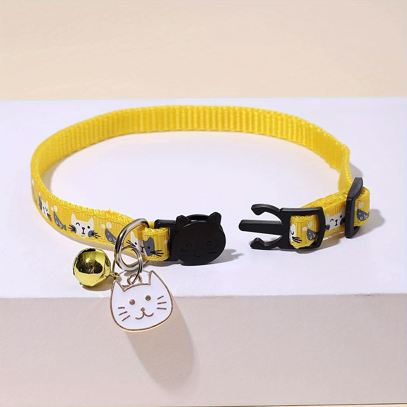 Adjustable Cartoon Pattern Cat Collar with Bell