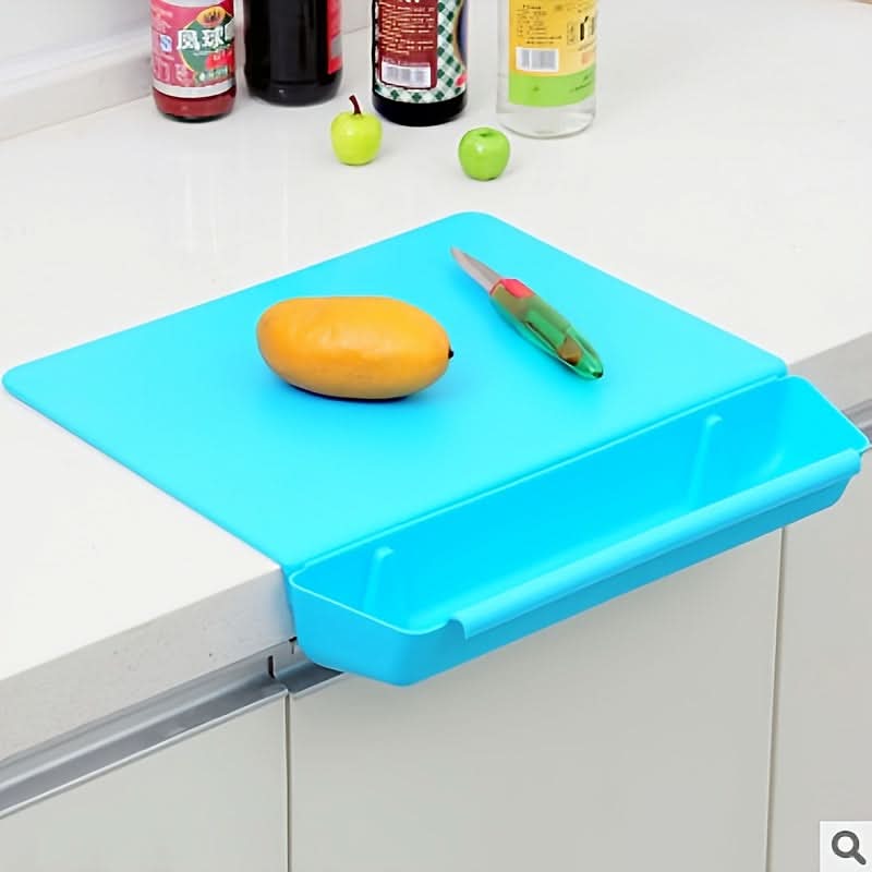 2-in-1 Non-Slip Cutting Board with Built-In Food Container