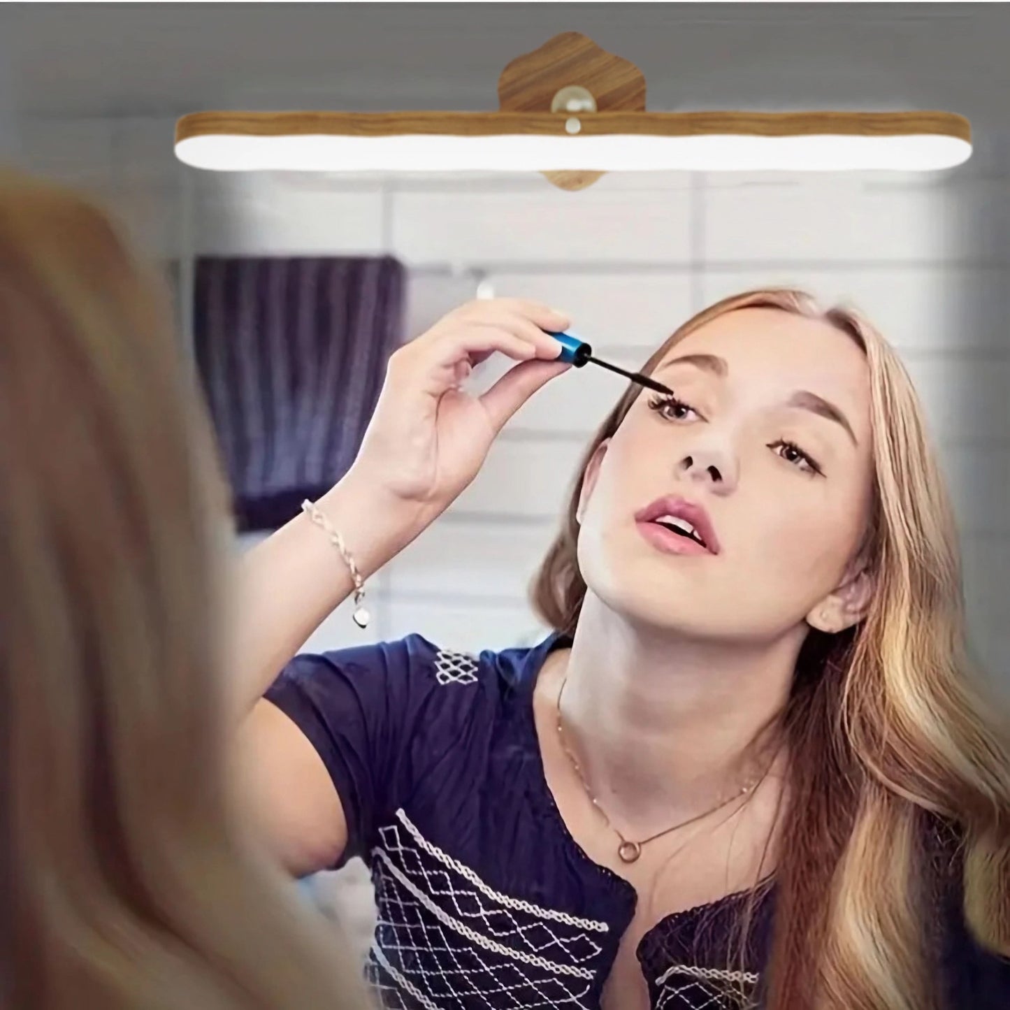 Rechargeable LED Mirror Light with Wooden Finish