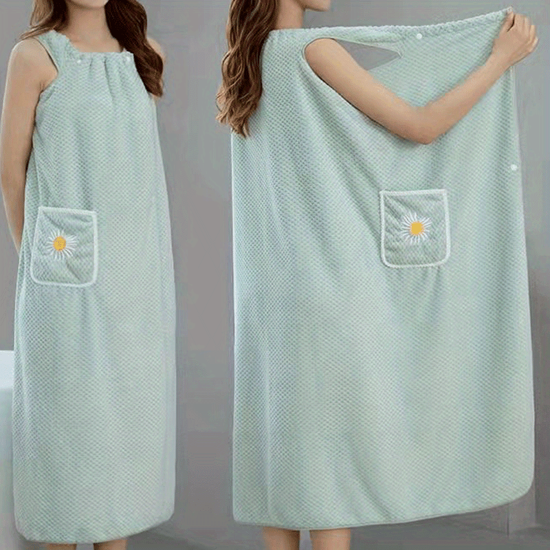 Soft Coral Fleece Bath Towel – Super Absorbent, Machine Washable, with Daisy Pocket