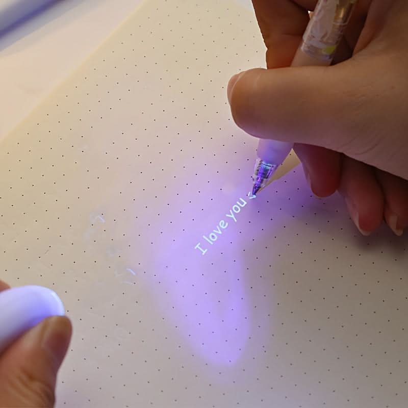 Retractable Invisible Gel Pen with Light – Magic Confession Pen