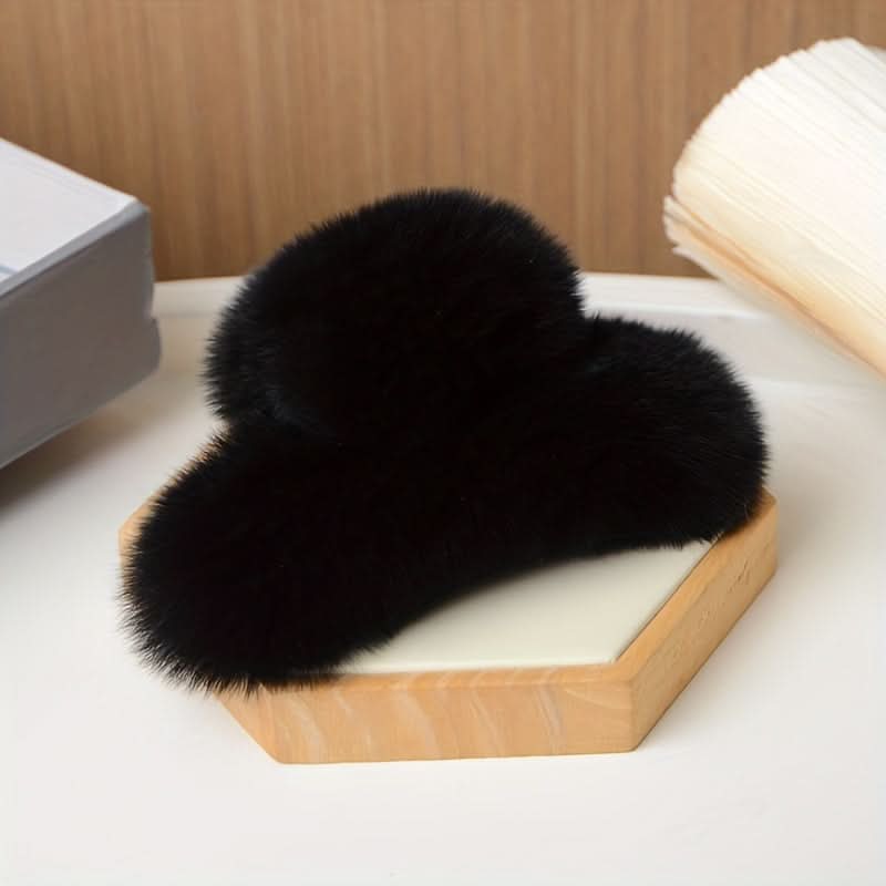 Plush Hair Claw Clip - Elegant Hair Accessory