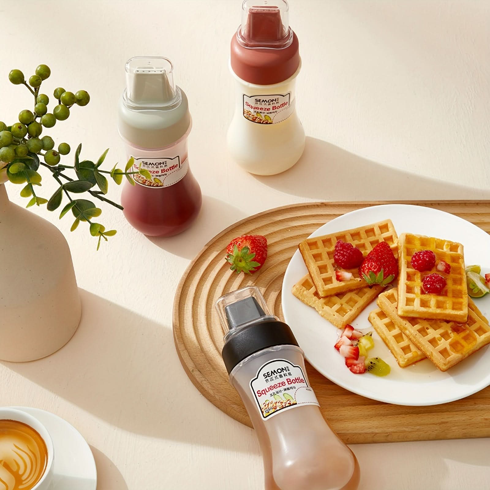 Leakproof Squeeze Sauce Bottles - Refillable Condiment Dispensers