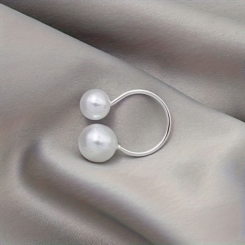 Luxurious Pearl-Effect Open Ring