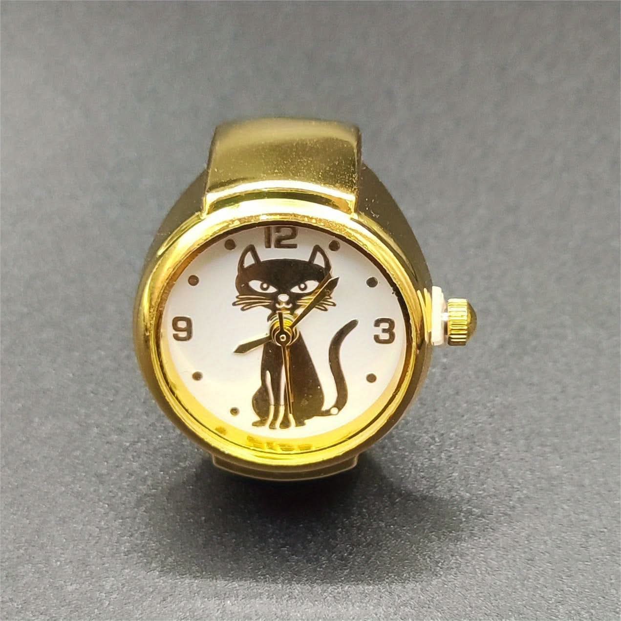 Cute Cartoon Cat Quartz Ring Watch – Unisex, Elastic, Gift Idea