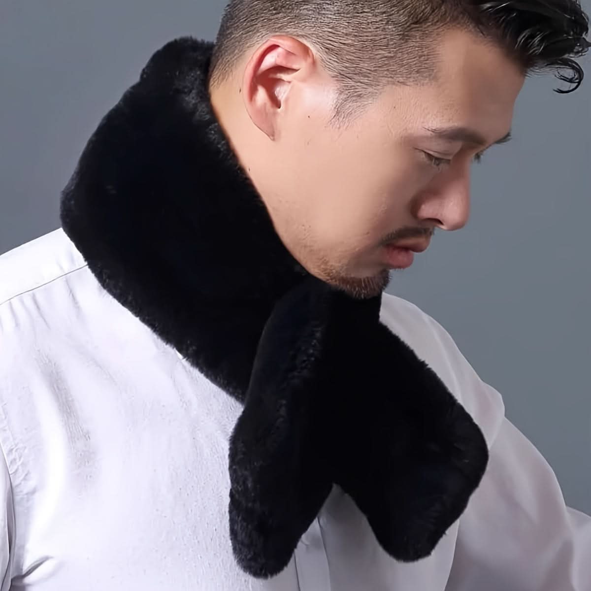 Men's Plush Faux Fur Scarf - Warm & Soft