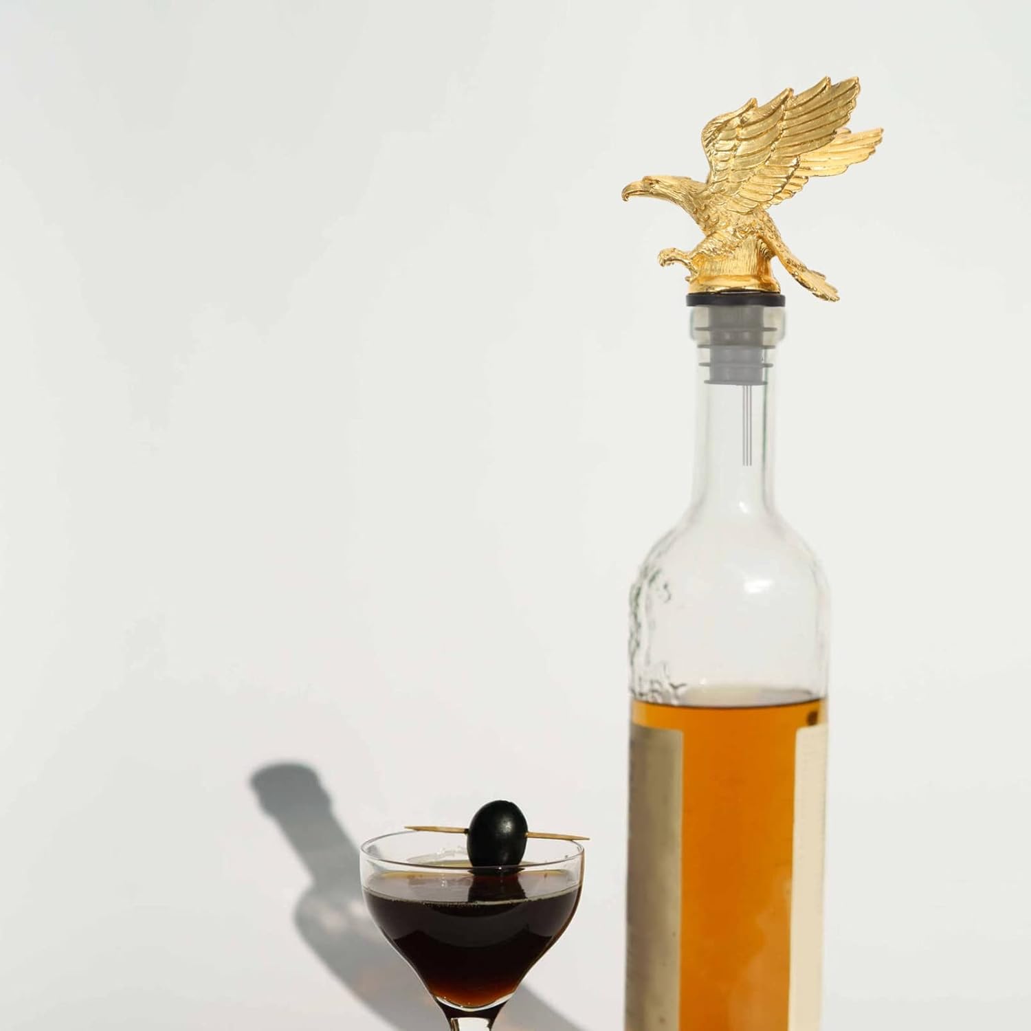 Eagle Wine Pourer Spout & Bottle Stopper – Metal Wine Aerator and Decanter Accessory for Bars
