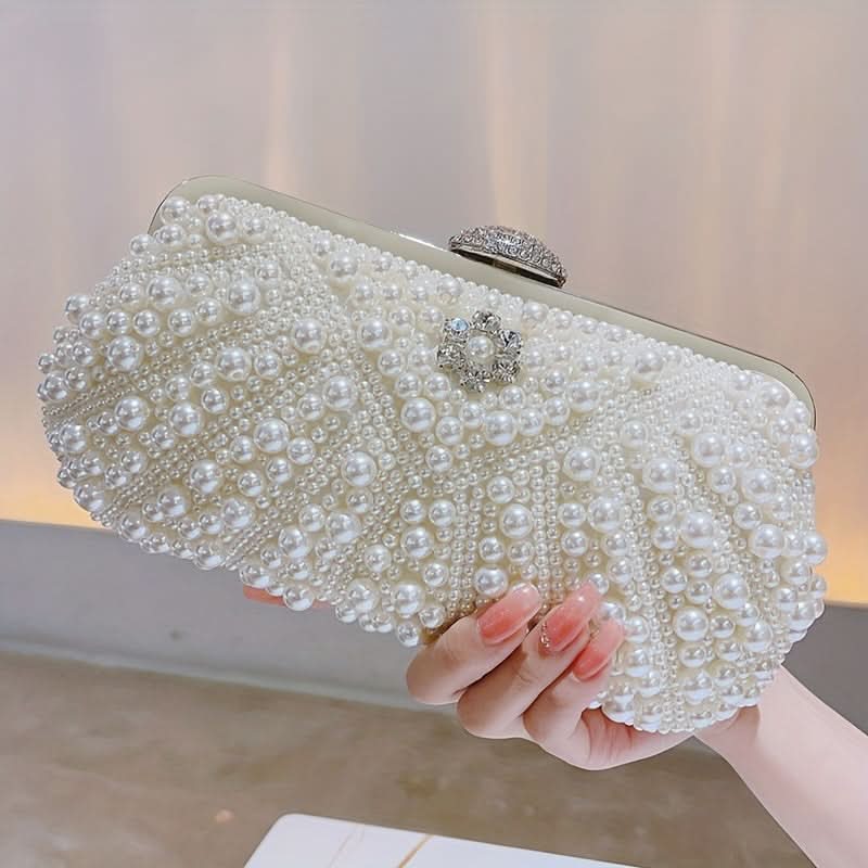 White Pearl Diamond Shell Clutch – Chain Strap