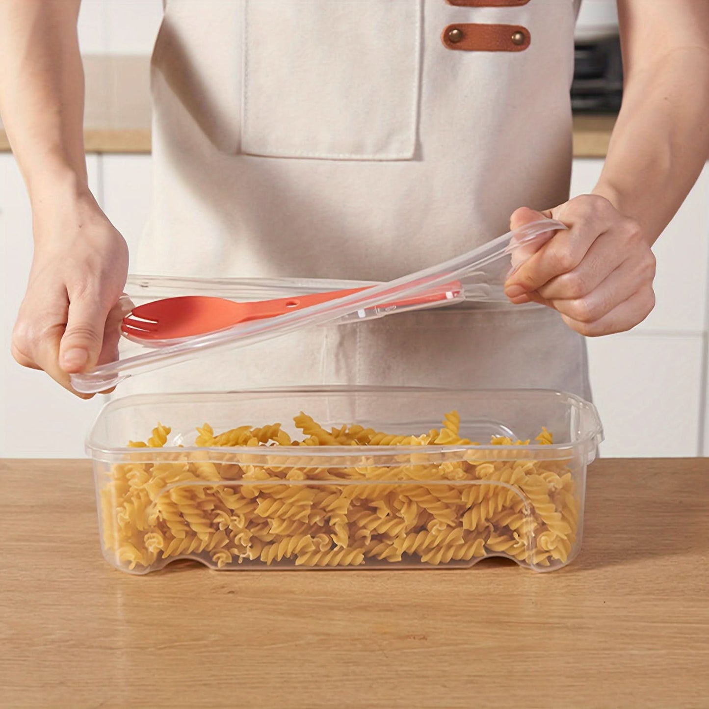 Microwave Pasta Cooker with Strainer Lid