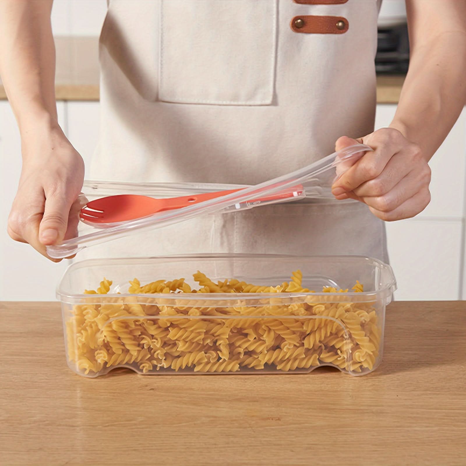Microwave Pasta Cooker with Strainer Lid