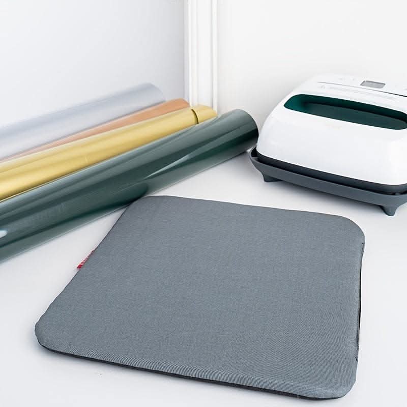 Travel Ironing Pad - Heat Insulation & Foldable Electric Iron Board