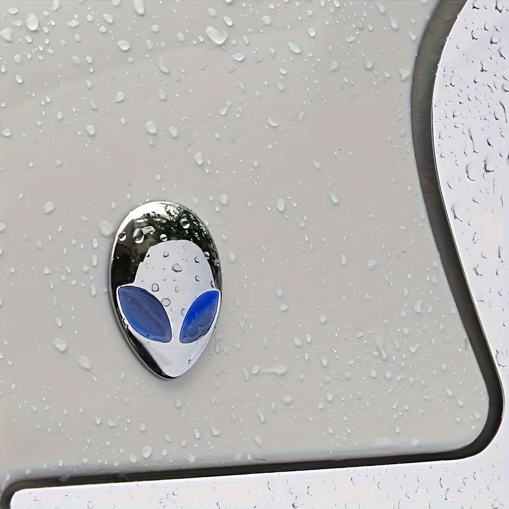 3D Alien Metal Car Emblem – Chrome & Black Reflective Body Sticker