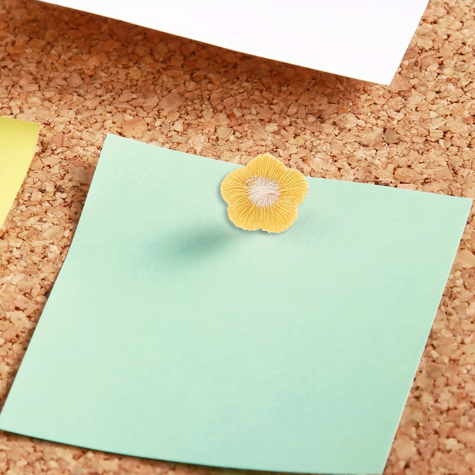 40-Pack Colorful Flower-Shaped Push Pins