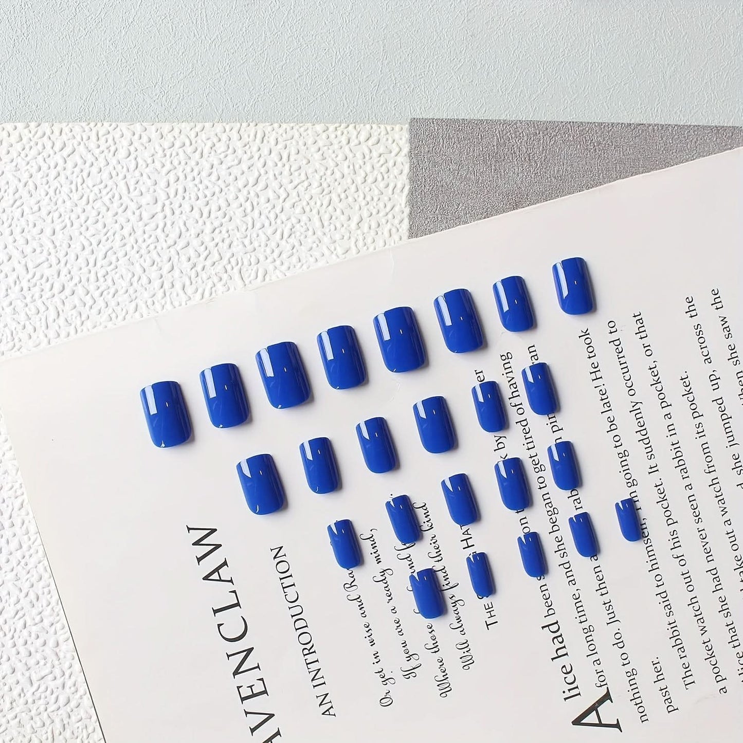 24 Pcs Blue Short Press-On Nails – Solid Color Acrylic Fake Nails for Women & Girls