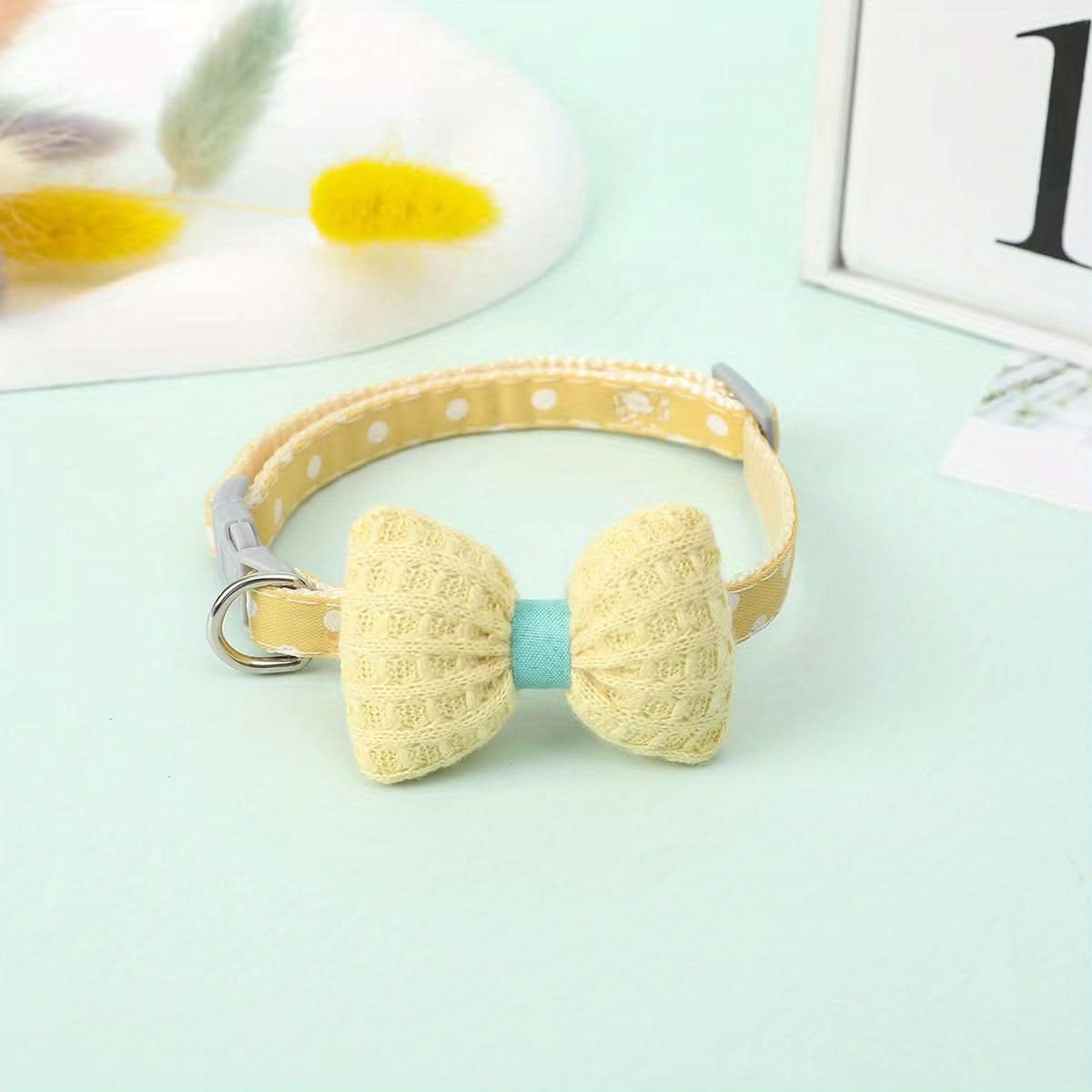 Adjustable Plaid Cat Collar with Bow Tie