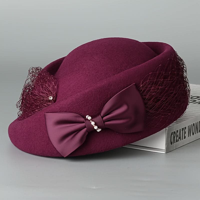 Women's Wool Beret Hat with Veil & Bow – Retro British Style