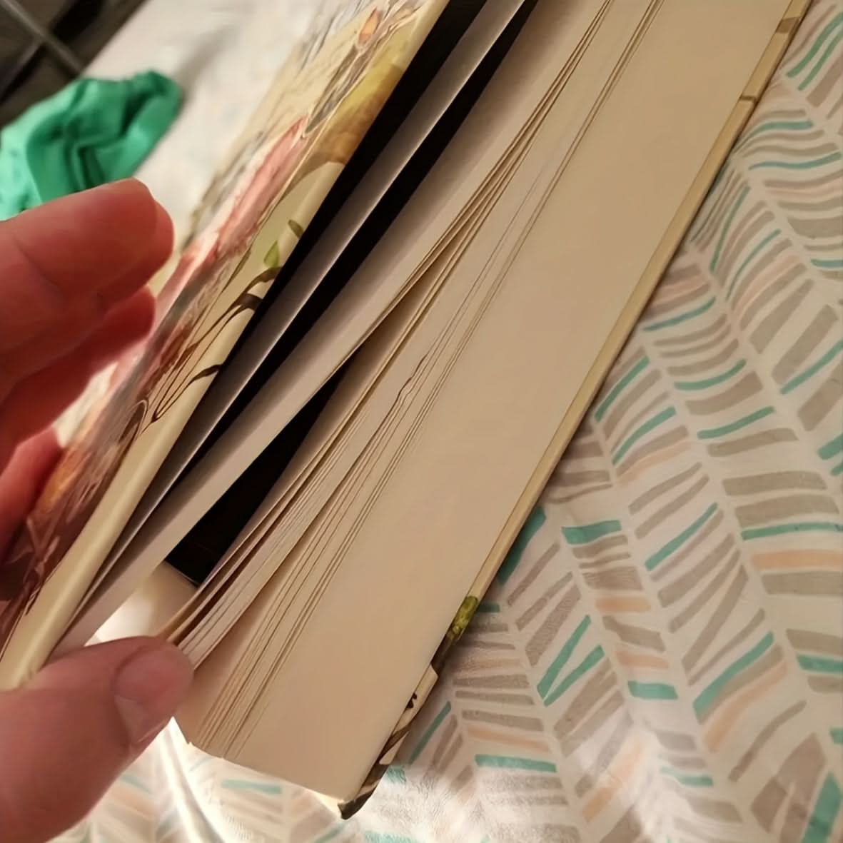 Hidden Book Safe with Key Lock – Secure Metal Box for Cash & Jewelry
