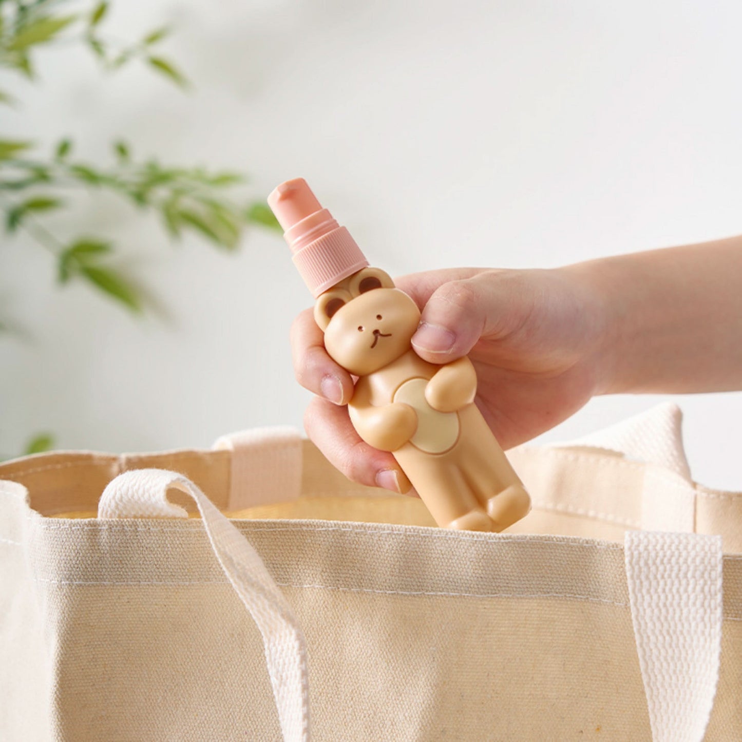 Cute Bear Spray Bottle – Travel Perfume & Lotion Dispenser