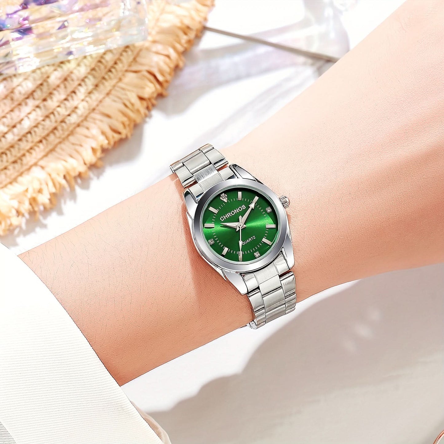 Elegant Crystal Round Quartz Watch