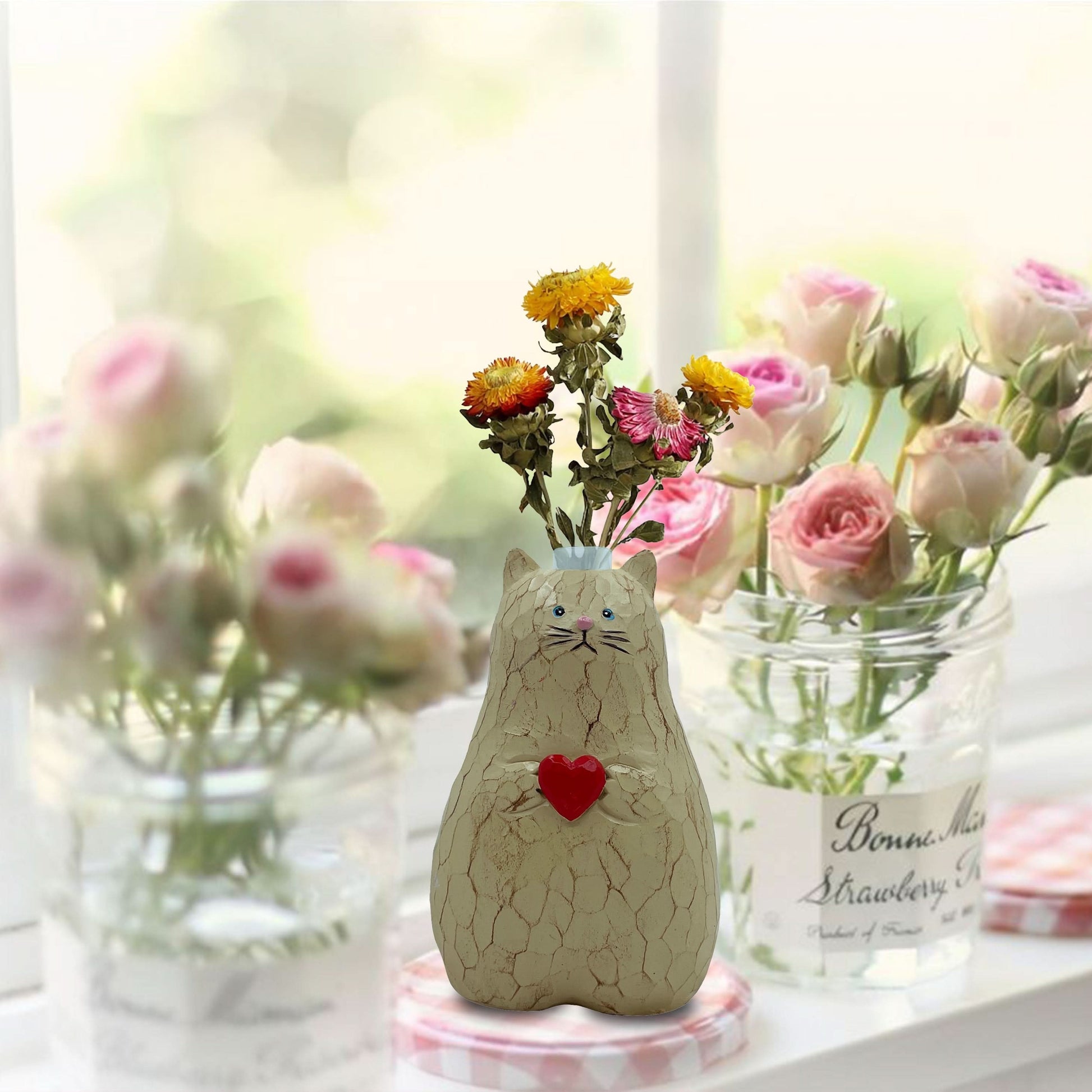 Cute Cat-Shaped Resin Vase – Heart Design Flower Planter