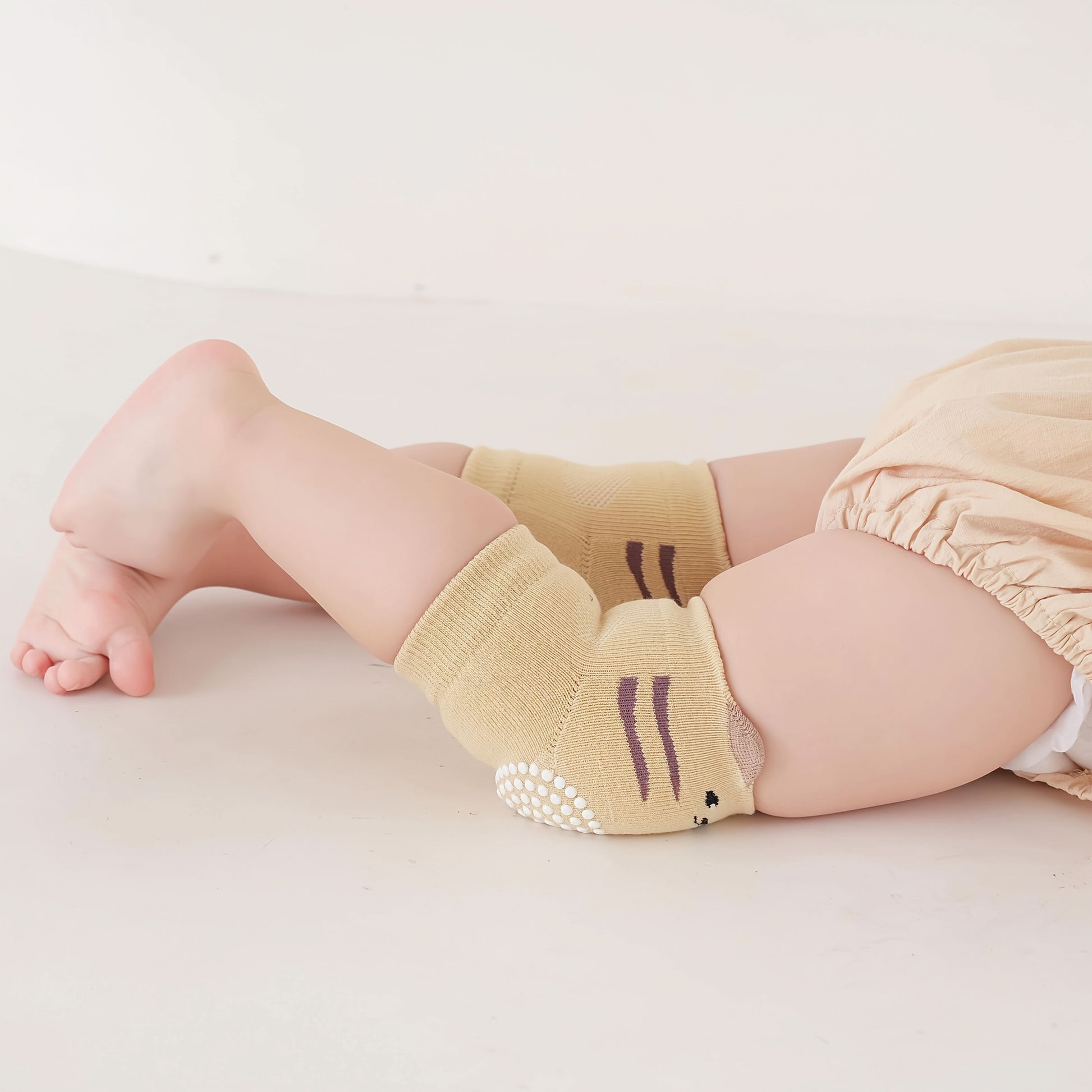 6 Pairs Baby Knee & Elbow Pads with Cute Animal Designs - Anti-Slip Crawling Protectors
