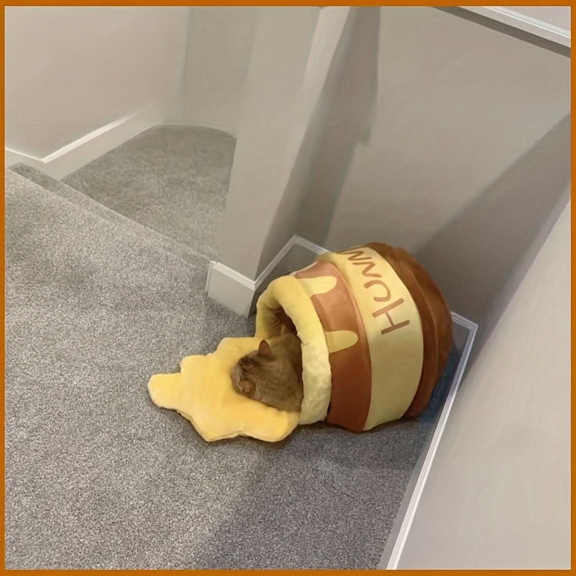 Cozy Honey Jar Shaped Cat Bed