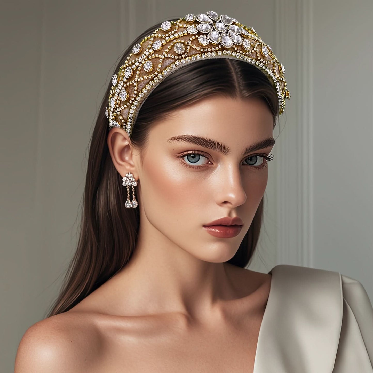 Baroque Style Rhinestone Hairband for Women - Elegant Fashionable Headpiece for Parties, Daily Wear, and Special Occasions - Hand Wash Only, No Power Needed, Featherless - YXA252