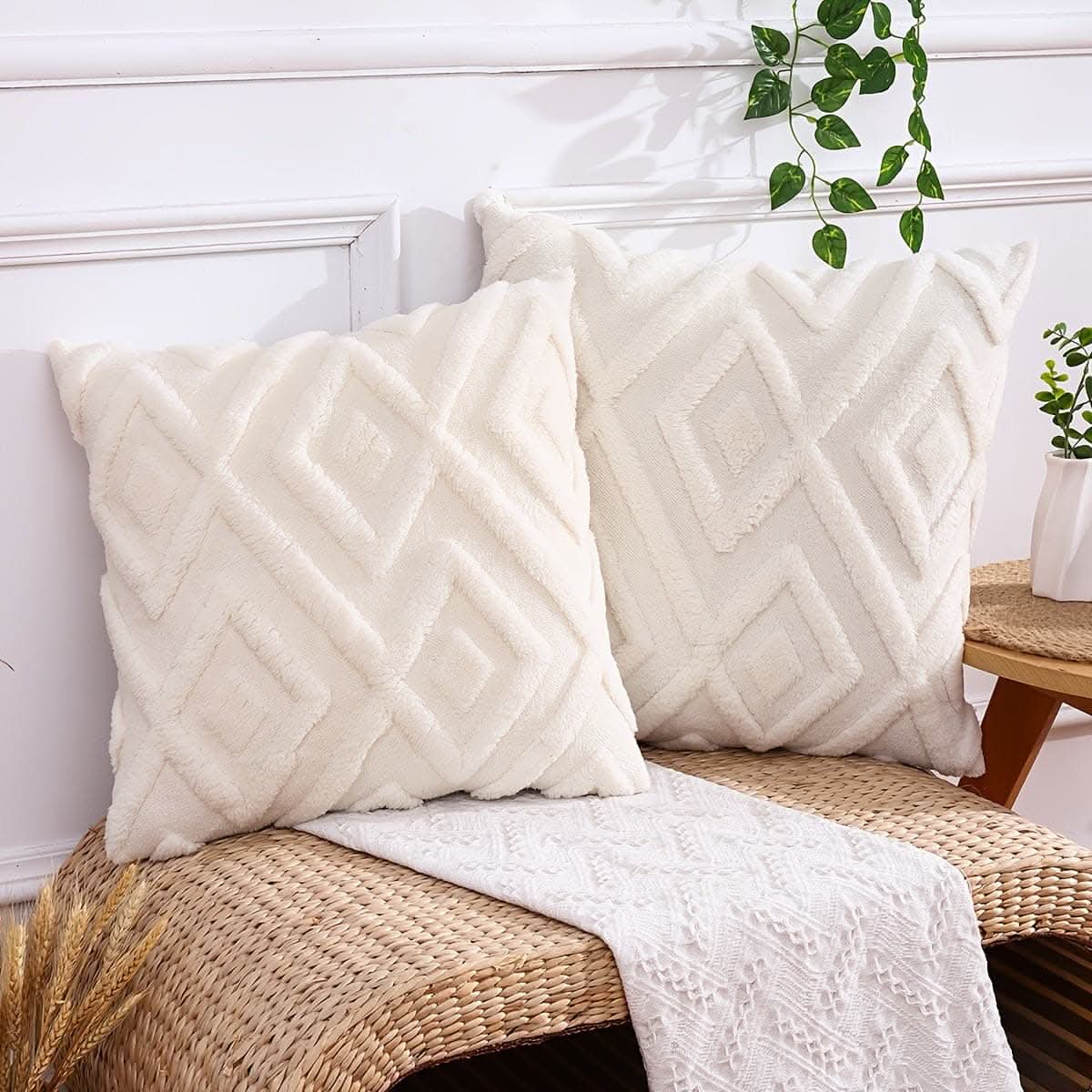 2-Piece Contemporary Knit Geometric Throw Pillow Covers