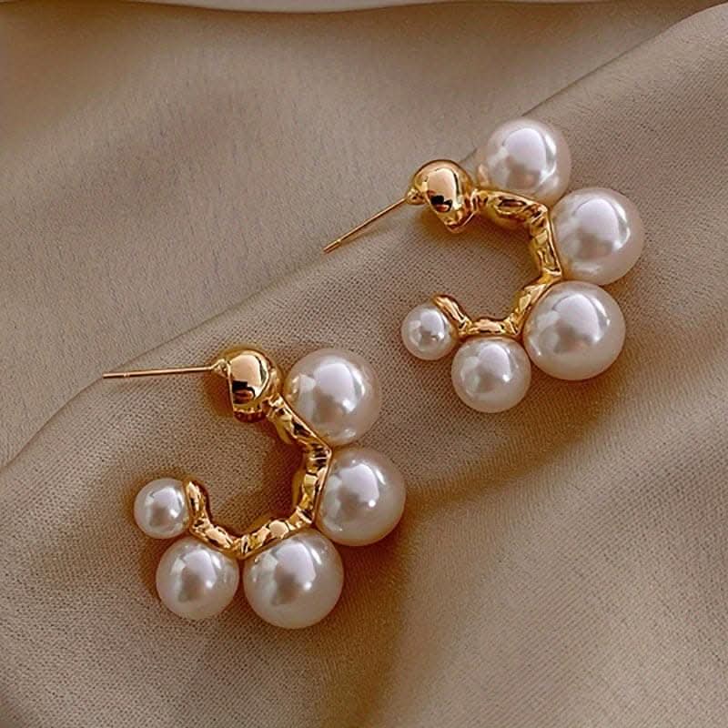Needle Fashionable C-Shaped Pearl Stud Earrings - Elegant Jewelry for Parties