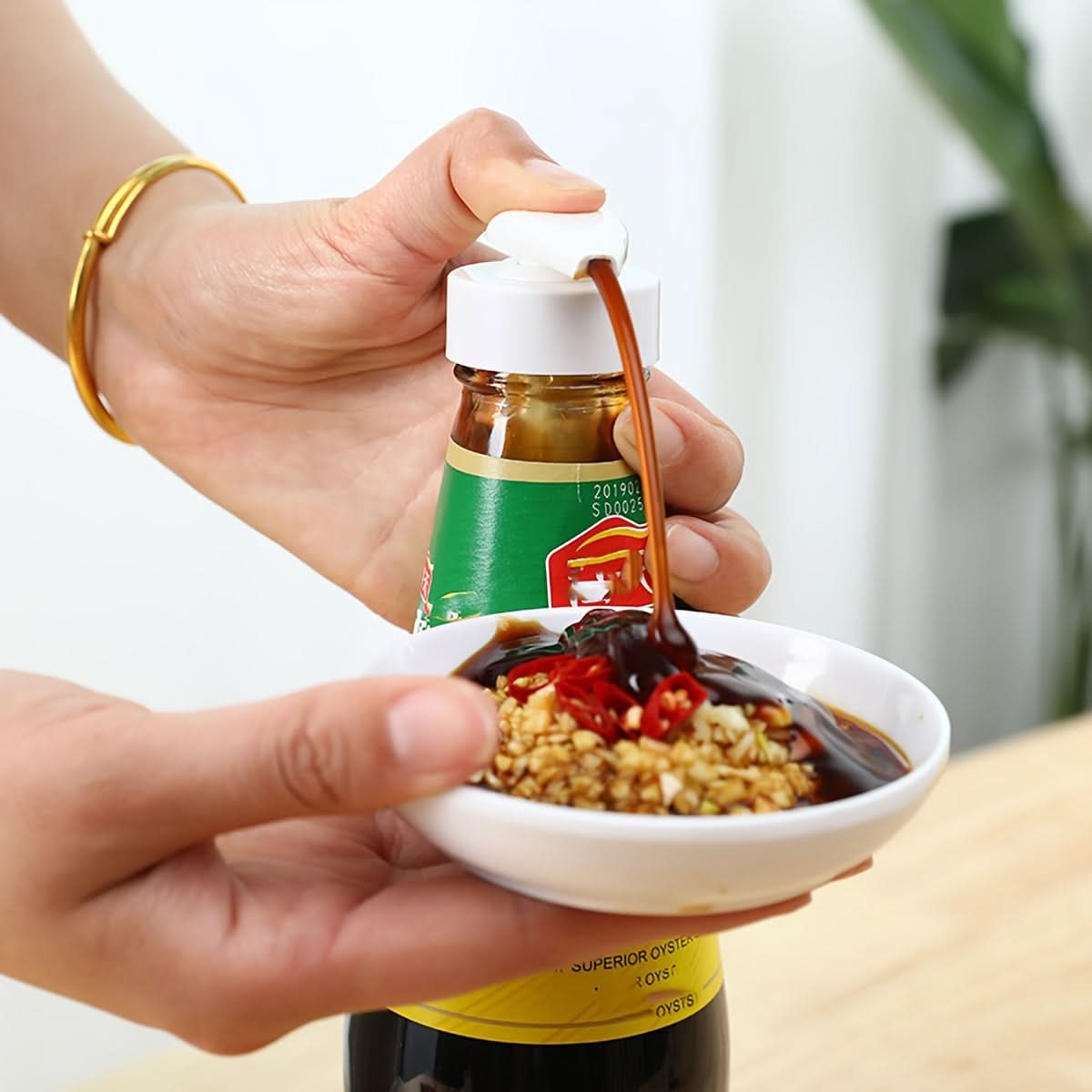 Oyster Sauce & Ketchup Bottle Squeezer Nozzle – ABS Pressure Pump Head