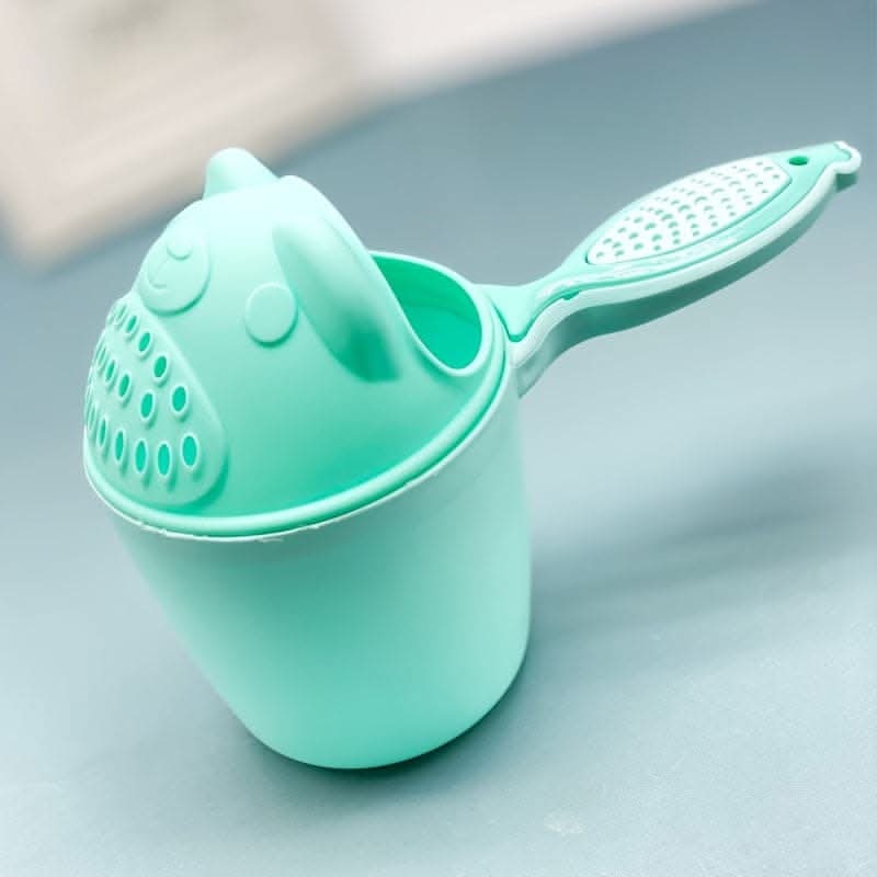 Gentle Eye Guard Baby Shampoo Rinse Cup – Safe and Hassle-Free