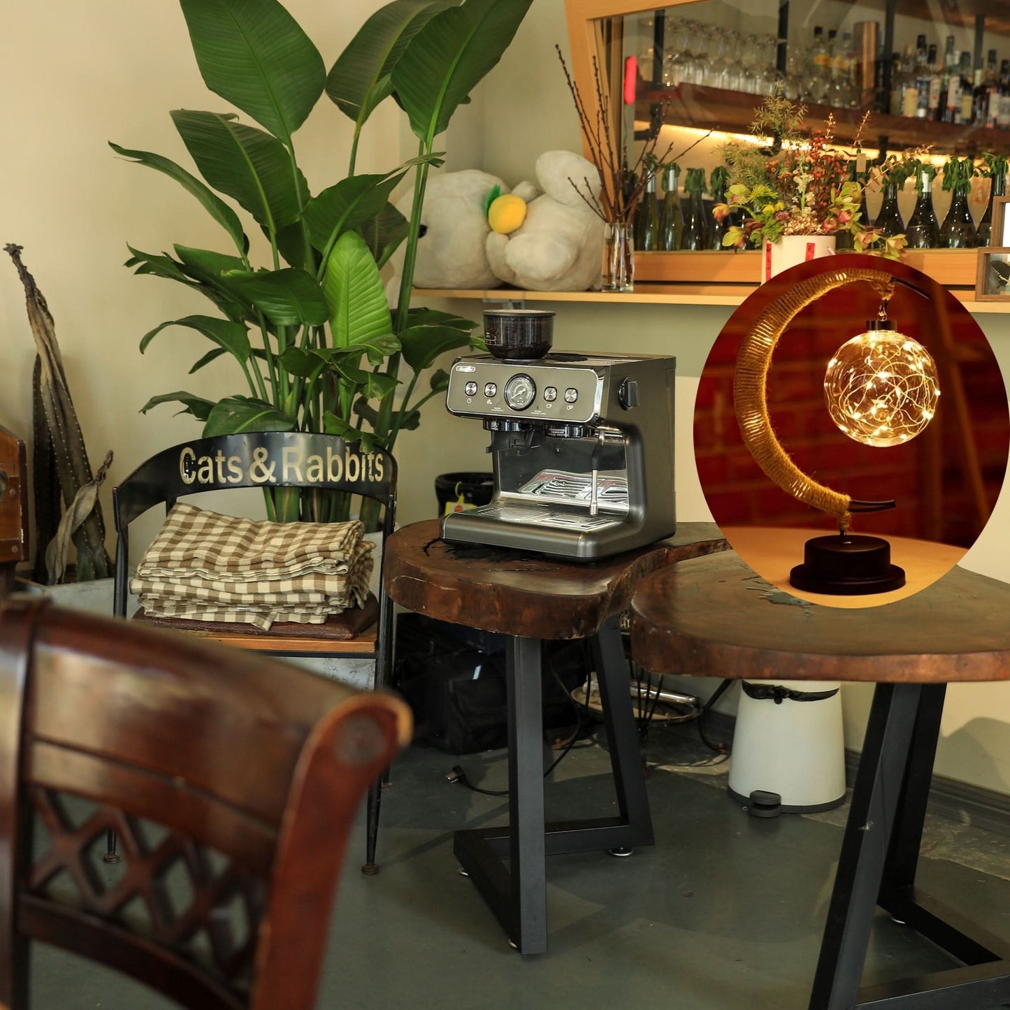 LED Moon Ball Lamp – Decorative Battery-Operated Table Lamp