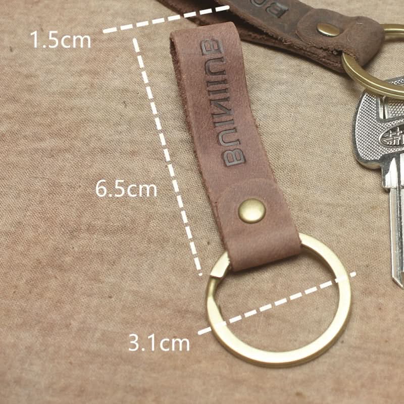 Handmade Leather Keychain – Minimalist Retro Key Ring for Keys & Gifts