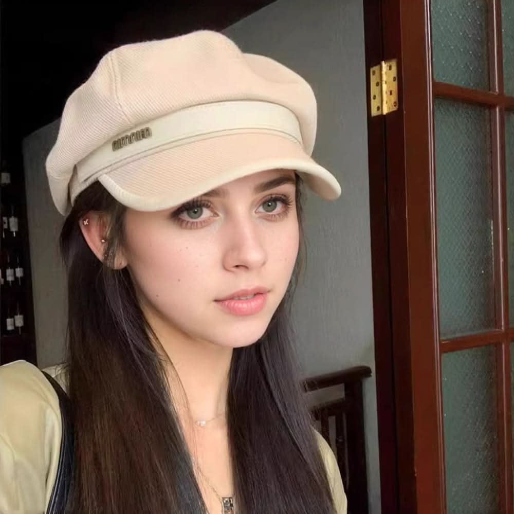 Women’s Beige Beret Hat – Classic British Style, Ribbed Texture