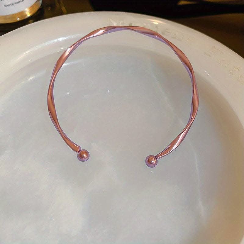 Geometric Twisted Bangle – Simple Style Cuff