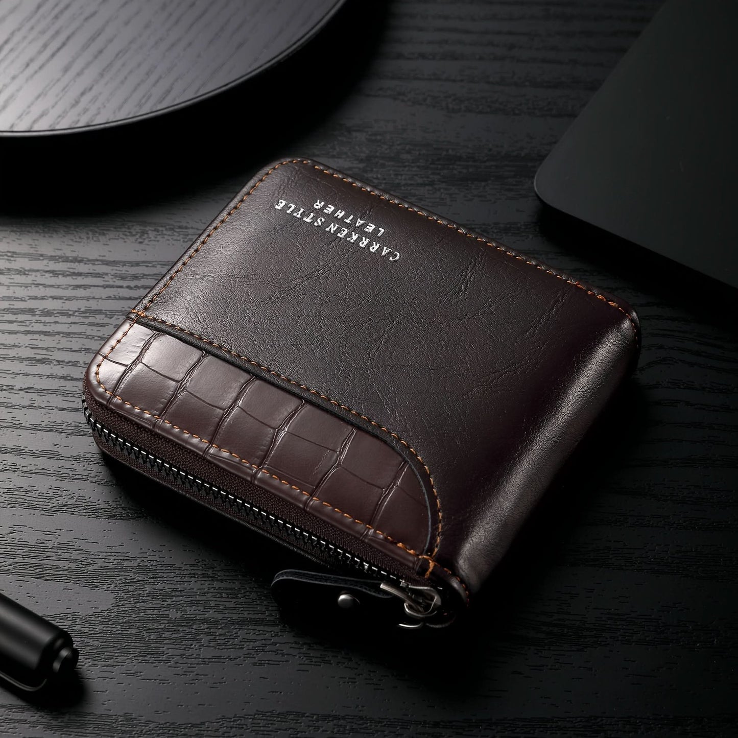 Stylish Men's Multifunctional Wallet with Zipper Closure