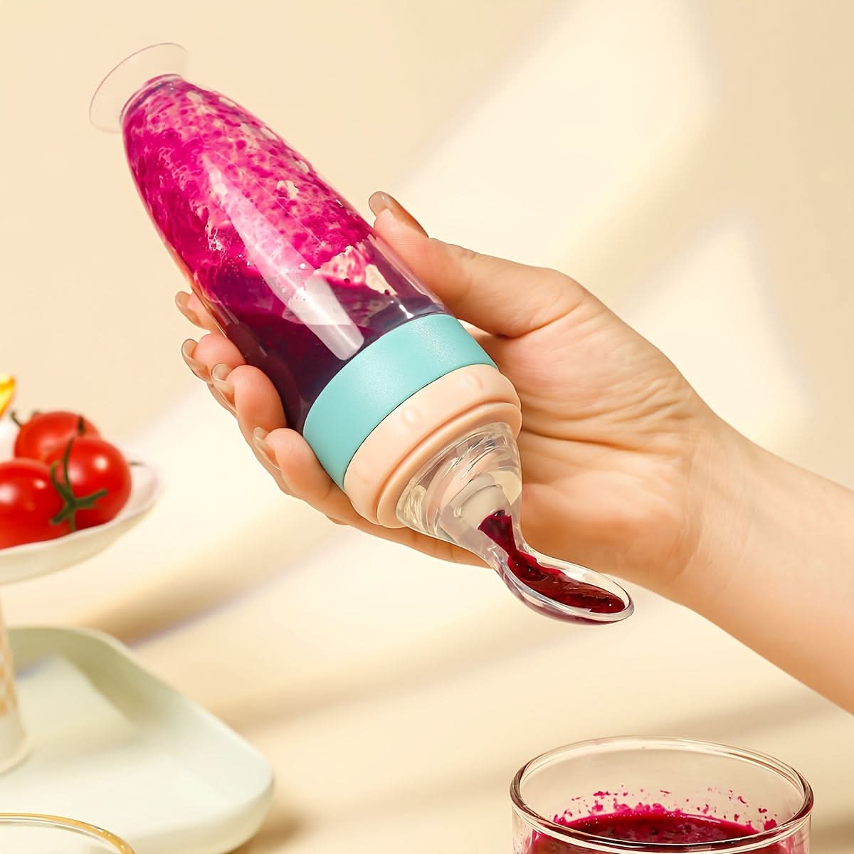 90ml Silicone Self-Controlled Baby Feeding Bottle with Soft Spoon Head