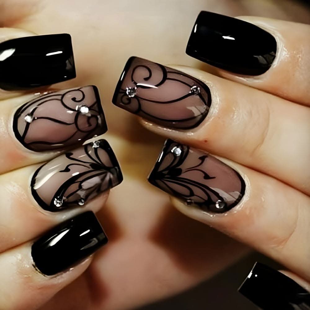 Short Square Press-On Nails – Black Vine Design, Full Cover False Nails