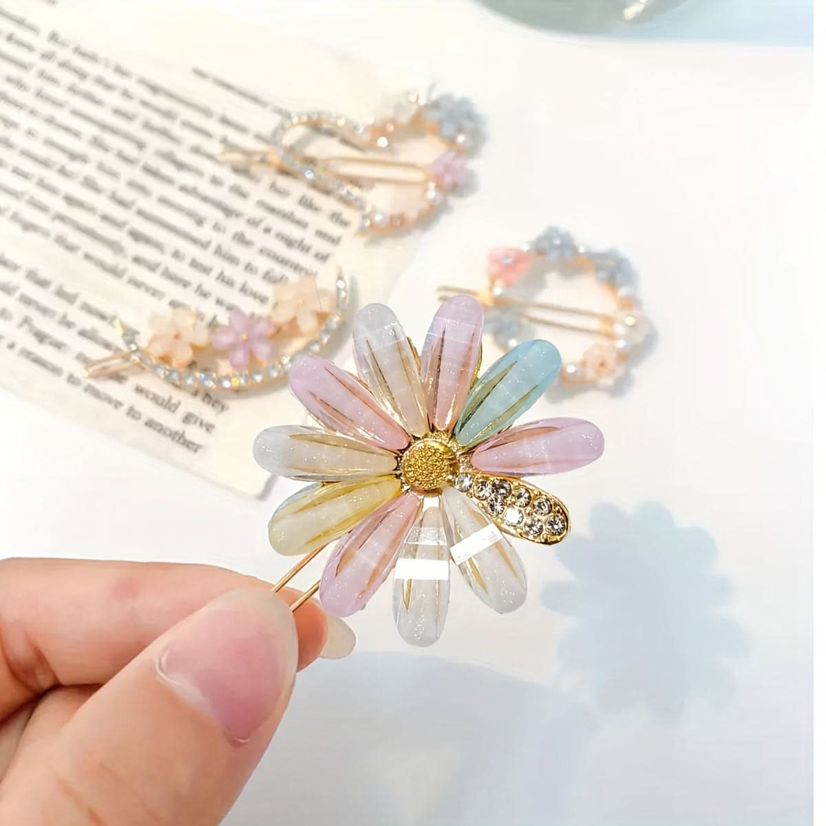 Sparkling Flower Rhinestone Hairpins - Glamorous Hair Accessories (Set of 4 pcs.)