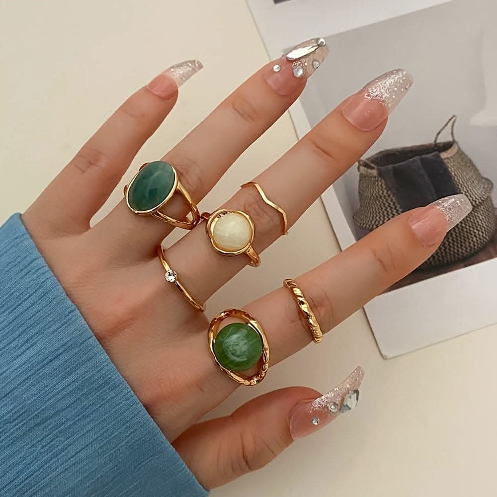 Golden-Tone Ring Set with Green Gemstones – 6-Piece