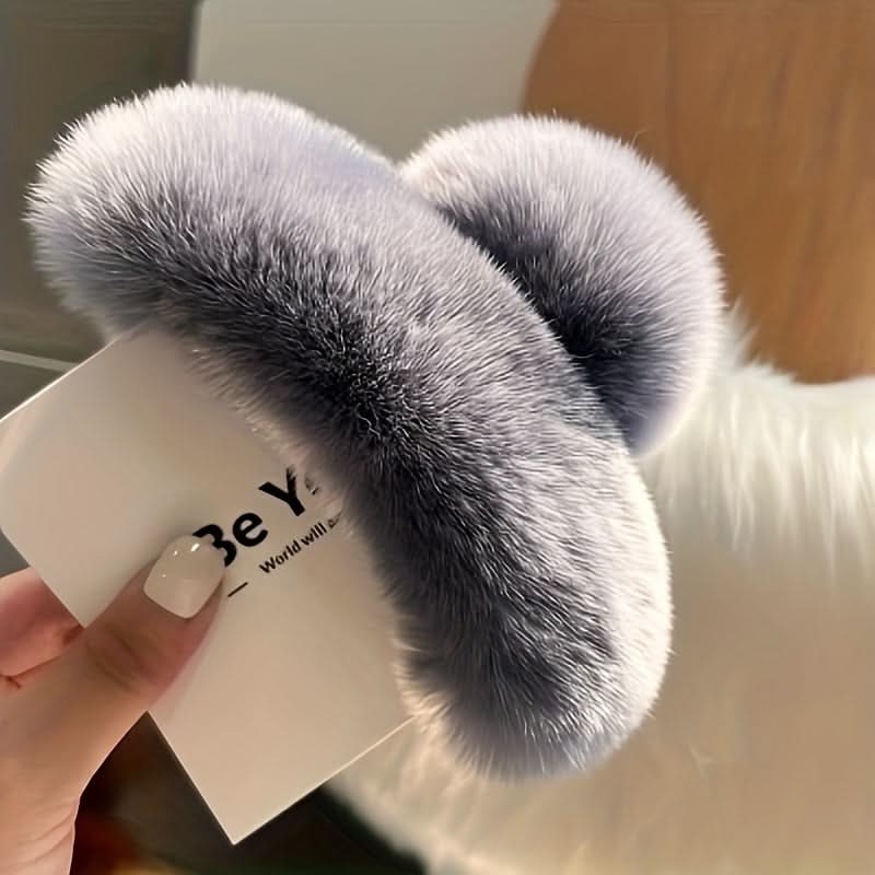 Plush Hair Claw Clip - Elegant Hair Accessory