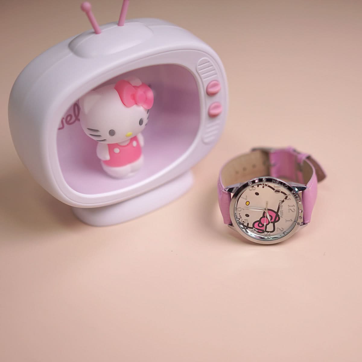 Hello Kitty Quartz Watch for Women - Stainless Steel Case