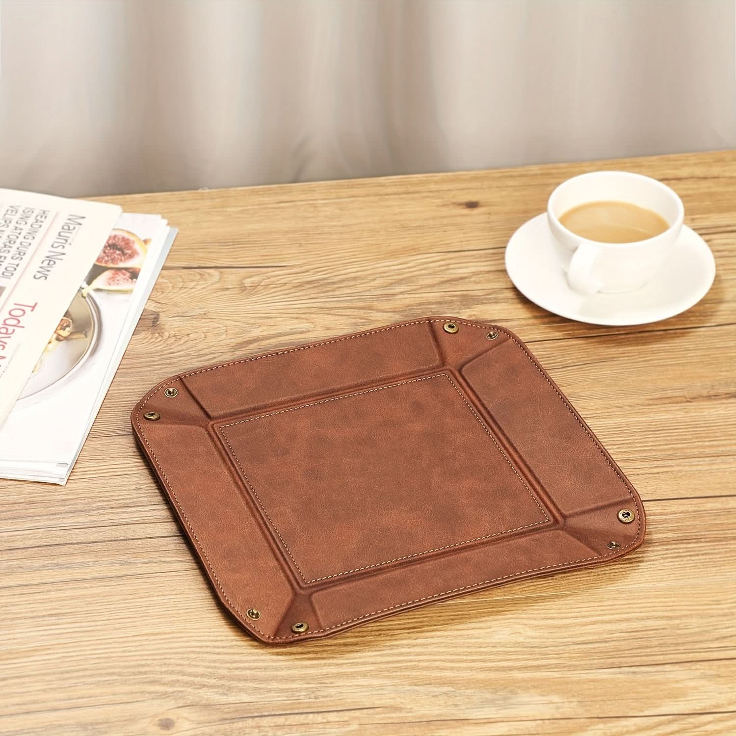 Luxury Faux Leather Valet Tray – Organizer for Men’s Essentials
