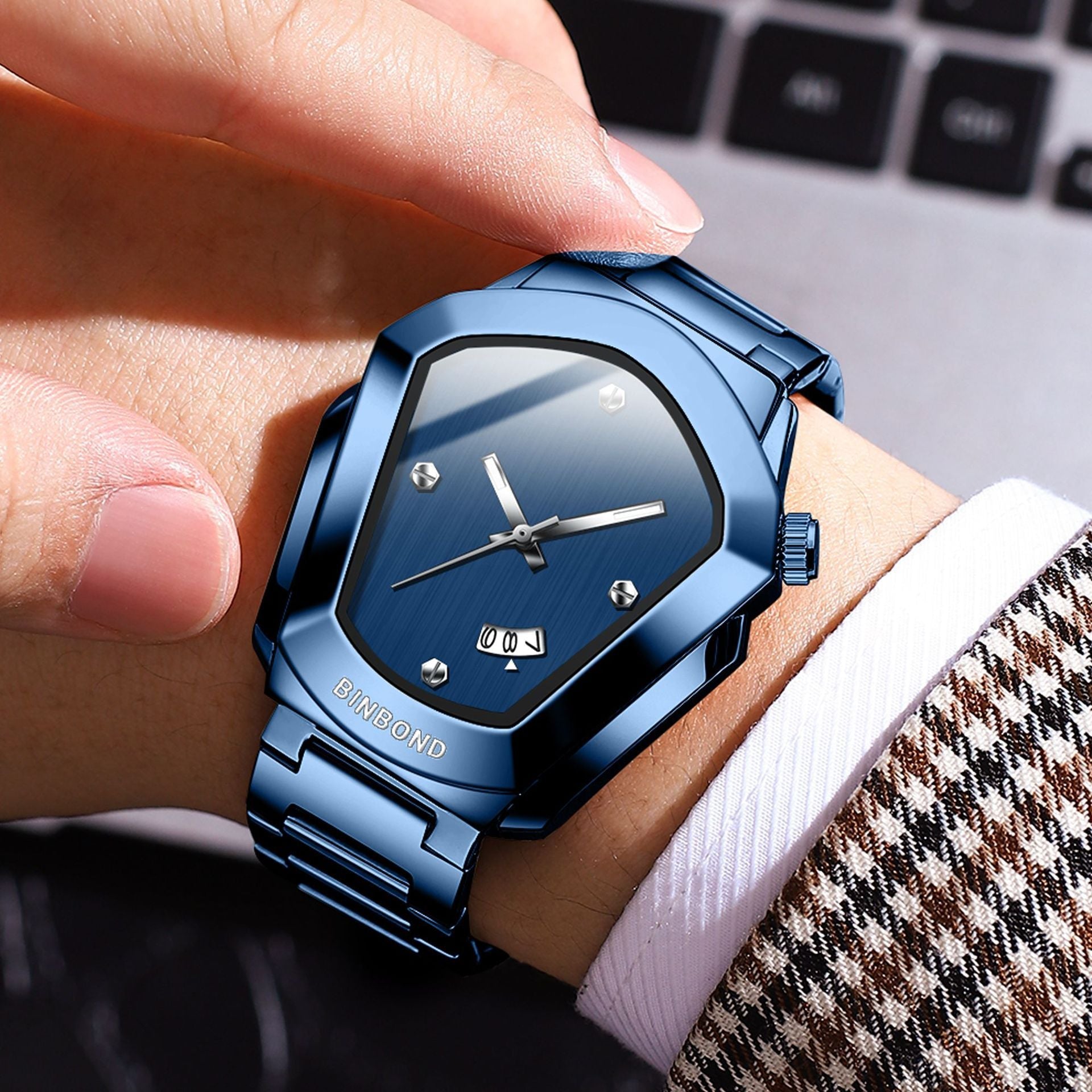 Binbond B760 Unisex Quartz Watch with Date display