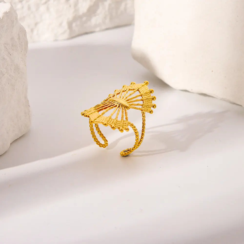 Textured Filigree Gold Ring for Women – Adjustable Stainless Steel Jewelry