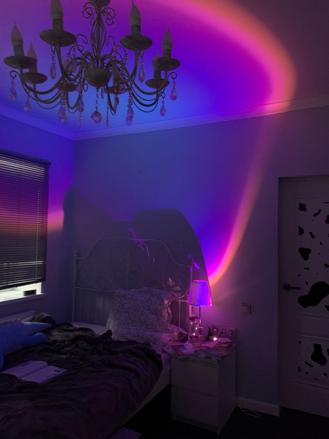 Sunset Lamp with 16 Colors in 1, with Remote (PREMIUM QUALITY)